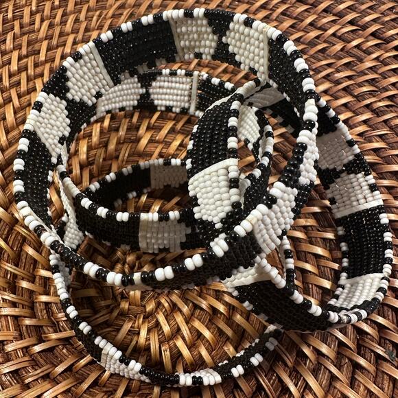 Maasai Black and White Beaded Bracelet Stacked Set of Four African Bangles - Picture 2 of 6